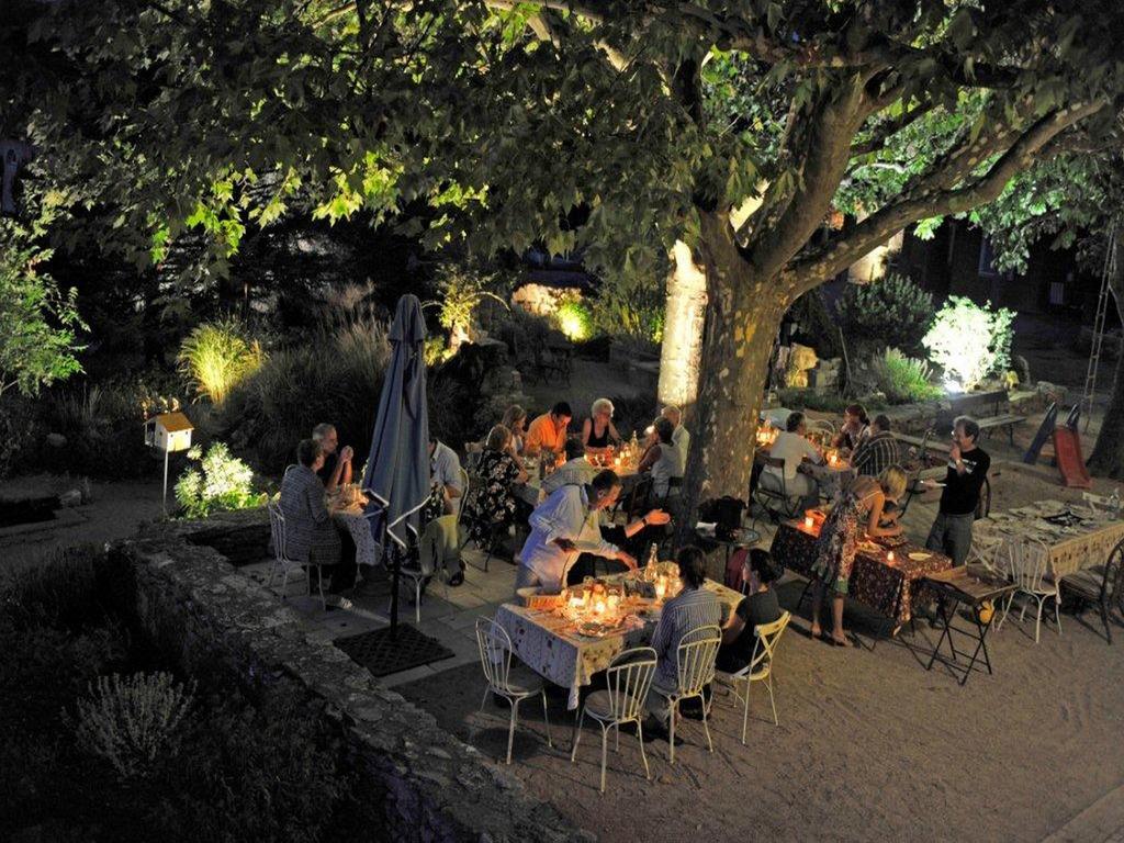 Une Campagne En Provence Bras Zewnętrze zdjęcie
