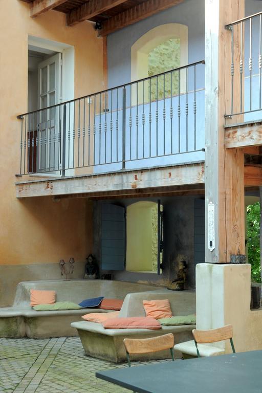 Une Campagne En Provence Bras Zewnętrze zdjęcie
