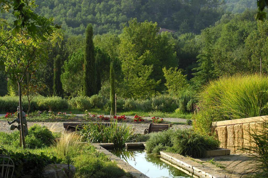 Une Campagne En Provence Bras Zewnętrze zdjęcie