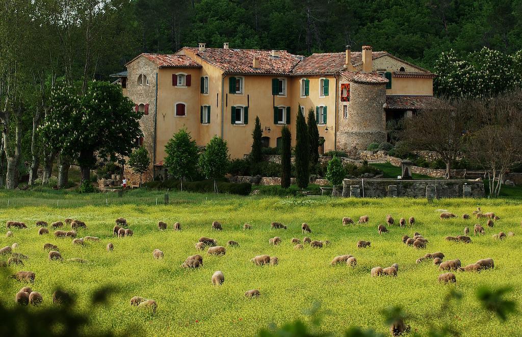 Une Campagne En Provence Bras Zewnętrze zdjęcie