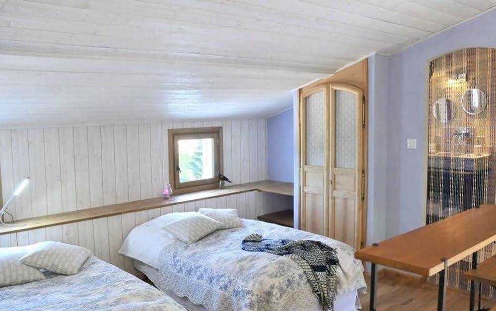Une Campagne En Provence Bras Zewnętrze zdjęcie